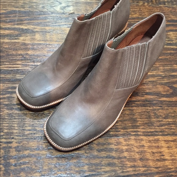 Jeffrey Campbell ‘Nome’ leather bootie - Picture 6 of 7